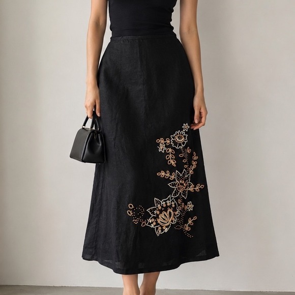 Vintage Dresses & Skirts - Vintage Black Linen Blend Beaded Floral Midi Skirt High Waist Size 
12 m3‎